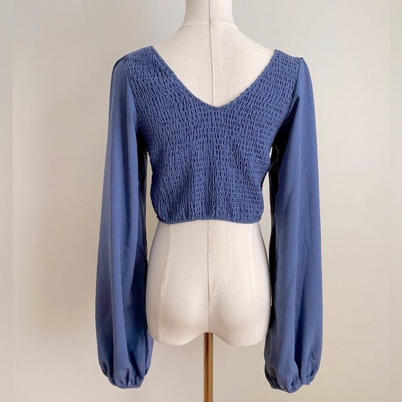 Aaron & Amber Cropped Balloon Sleeve Top Size L - Picture 4 of 4